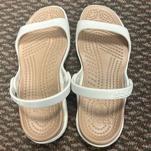 Brand new crocs without tags